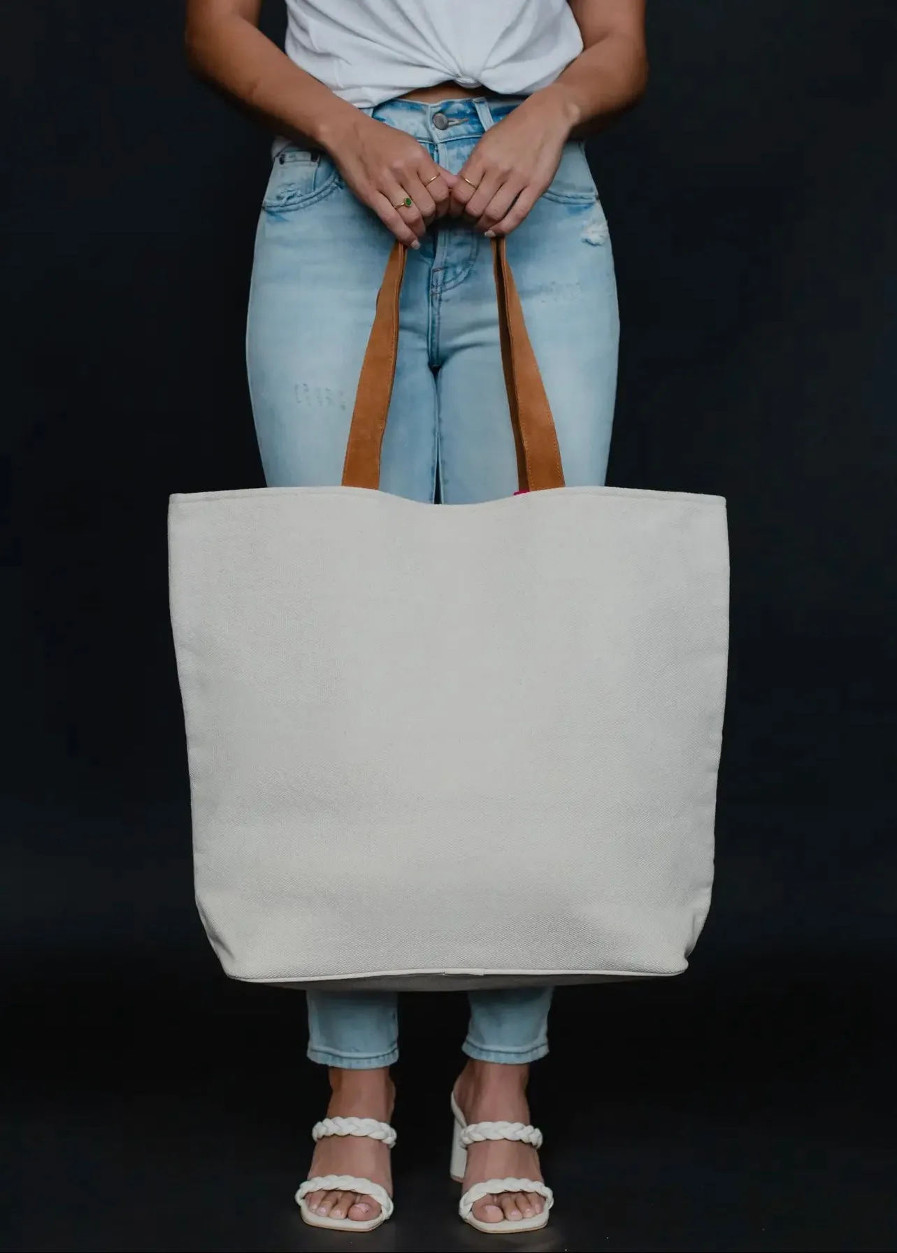 “It’s A Good Day To Drink On A Boat” Tote