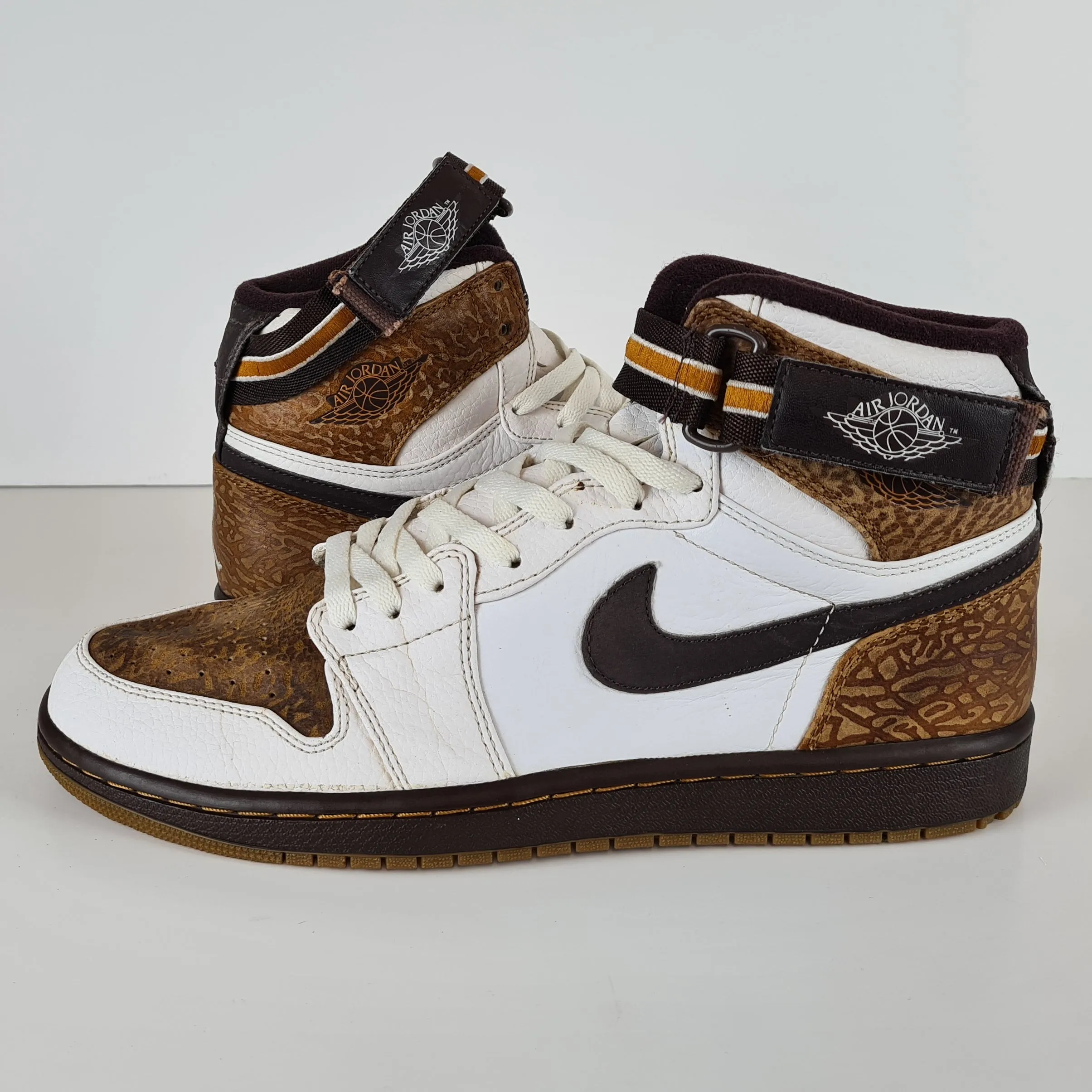 Nike Air Jordan 1 Retro High Strap White Madeira Ginger