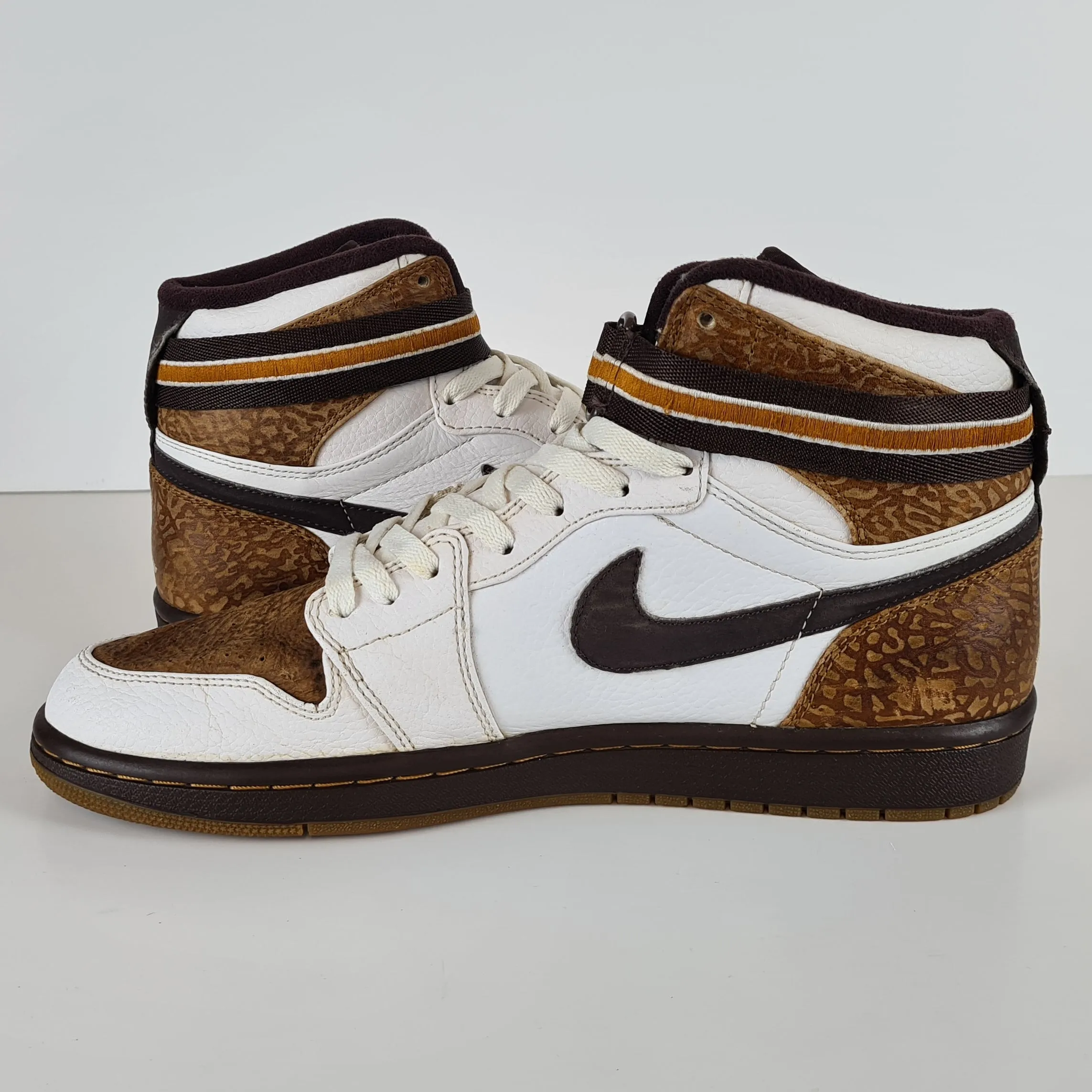 Nike Air Jordan 1 Retro High Strap White Madeira Ginger