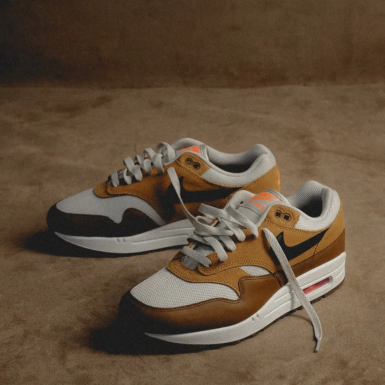 Nike Air Max 1 Essential Light Bone / Black / Flax / British Tan