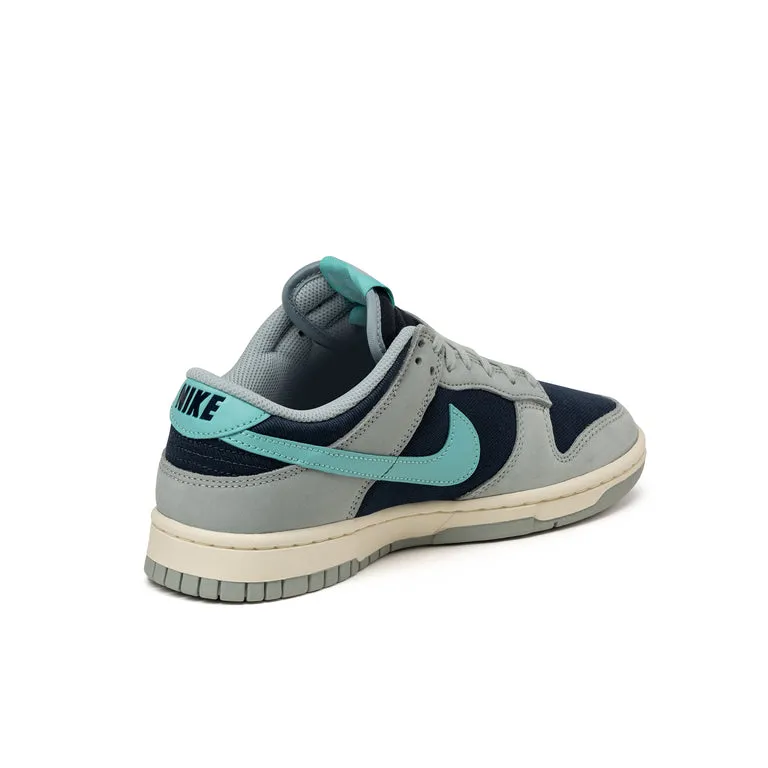 Nike Dunk Low Retro PRM Light Pumice / Green Frost / Dark Obsidian / Coconut Milk