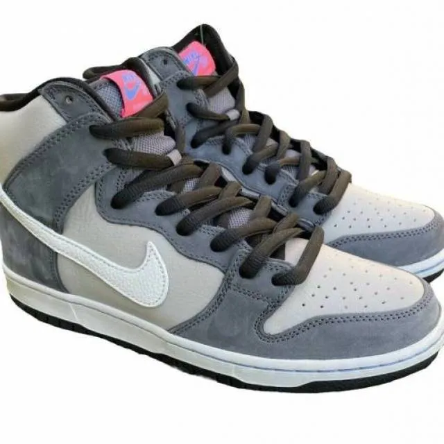 Nike SB Dunk High Medium Grey