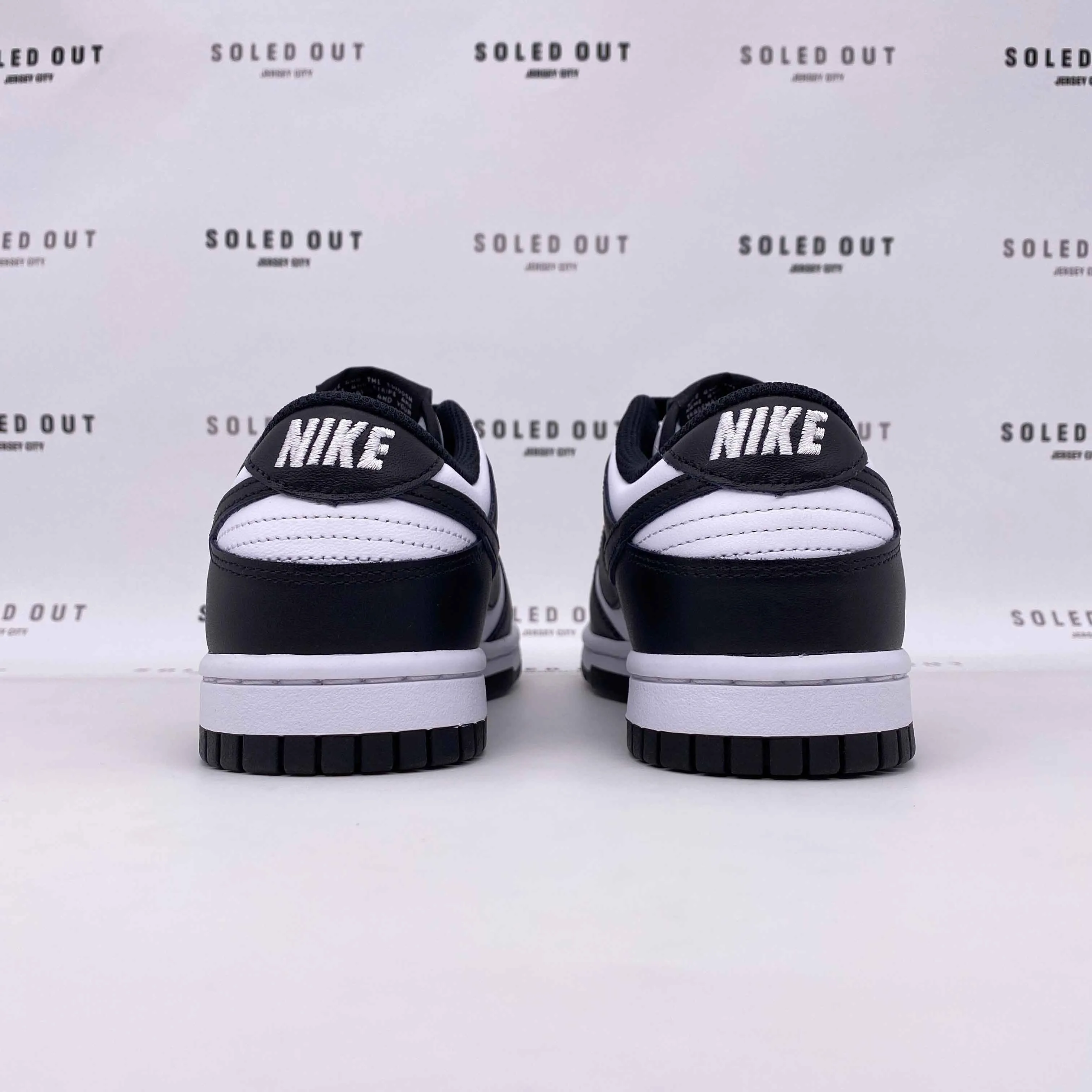 Nike (W) Dunk Low Black White 2022 New Size 9.5W