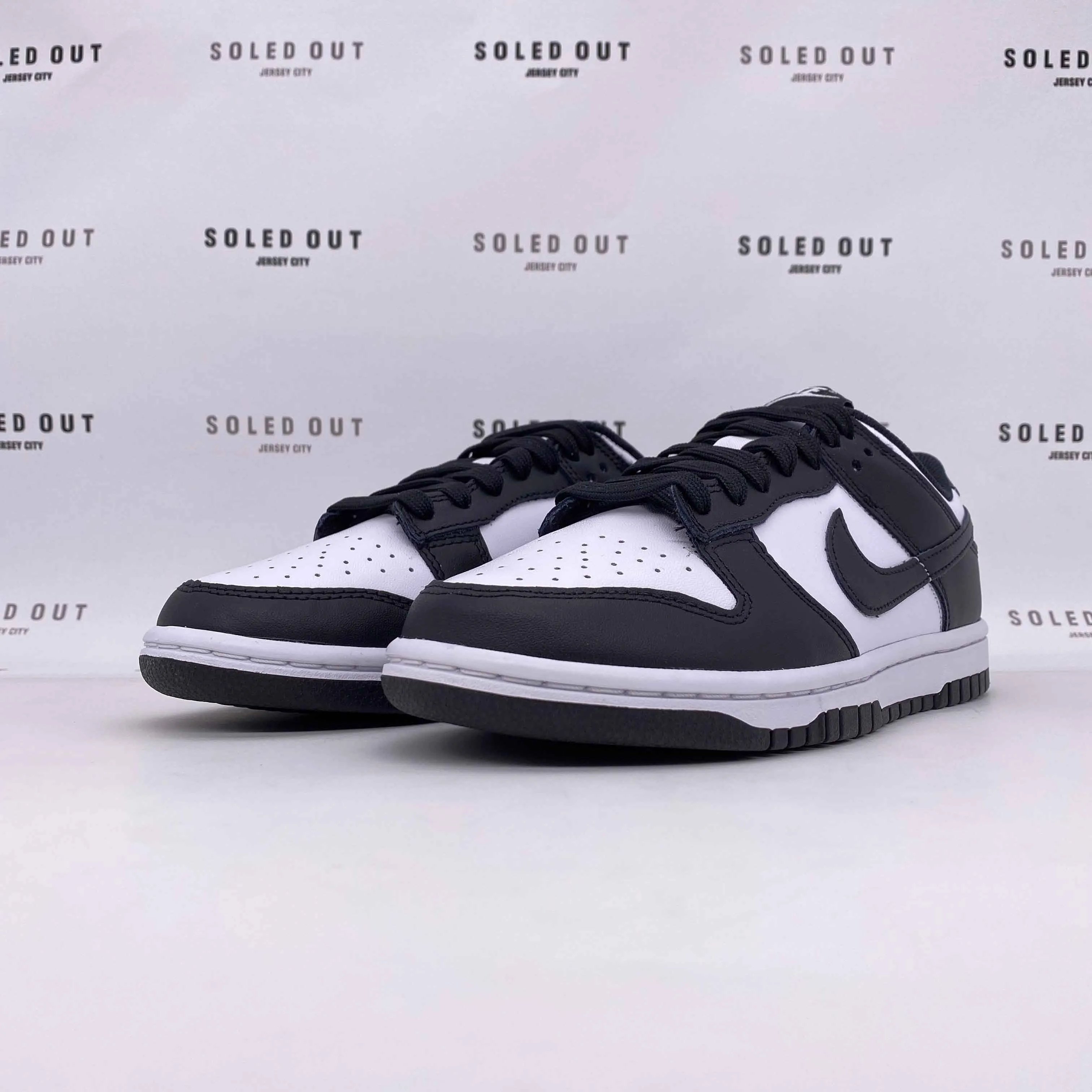 Nike (W) Dunk Low Black White 2022 New Size 9.5W