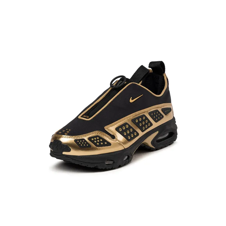 Nike Wmns Air Max SNDR SE Black / Metallic Gold / Black / Dark Smoke Grey