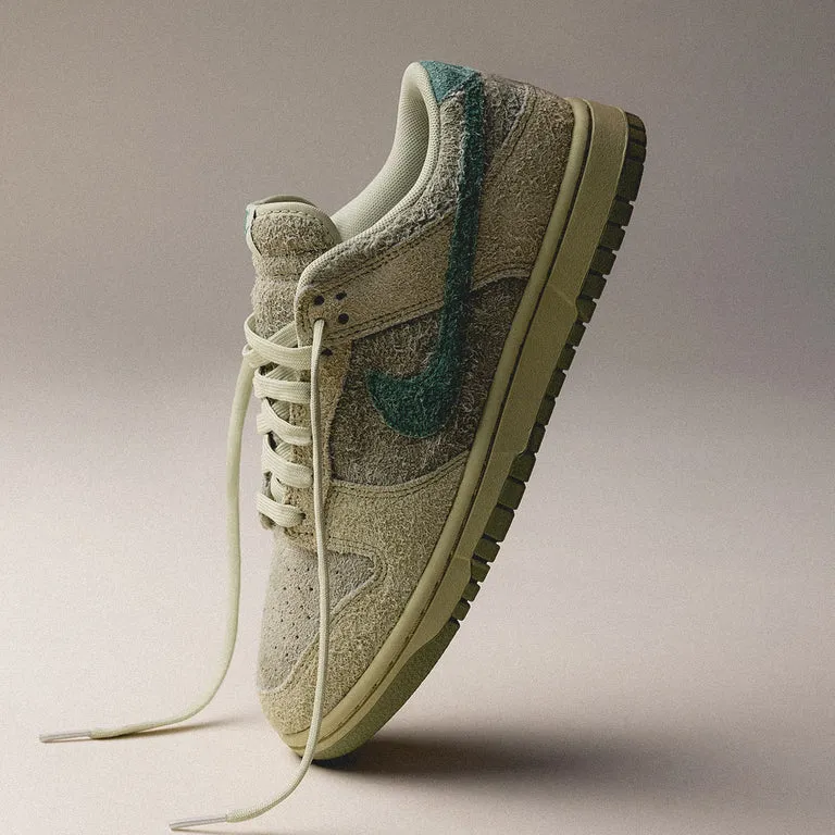 Nike Wmns Dunk Low Olive Aura / Bicoastal / Oil Gree