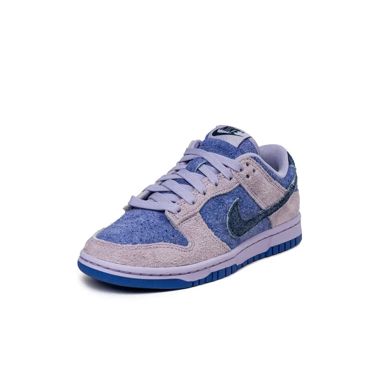 Nike Wmns Dunk Low SE *Hydrangeas* Hydrangeas / Deep Royal Blue