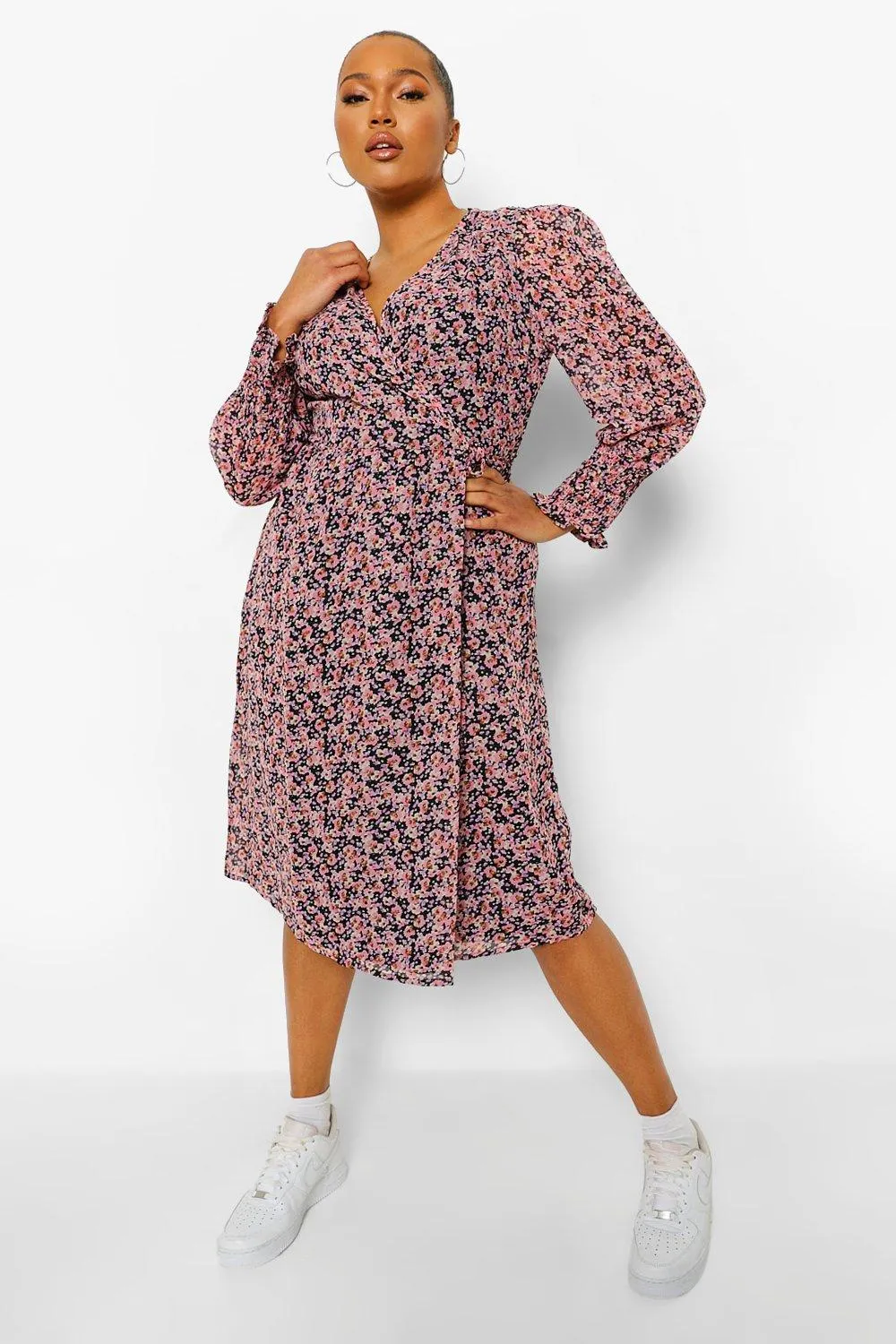 Plus Ditsy Floral Puff Sleeve Wrap Midi Dress