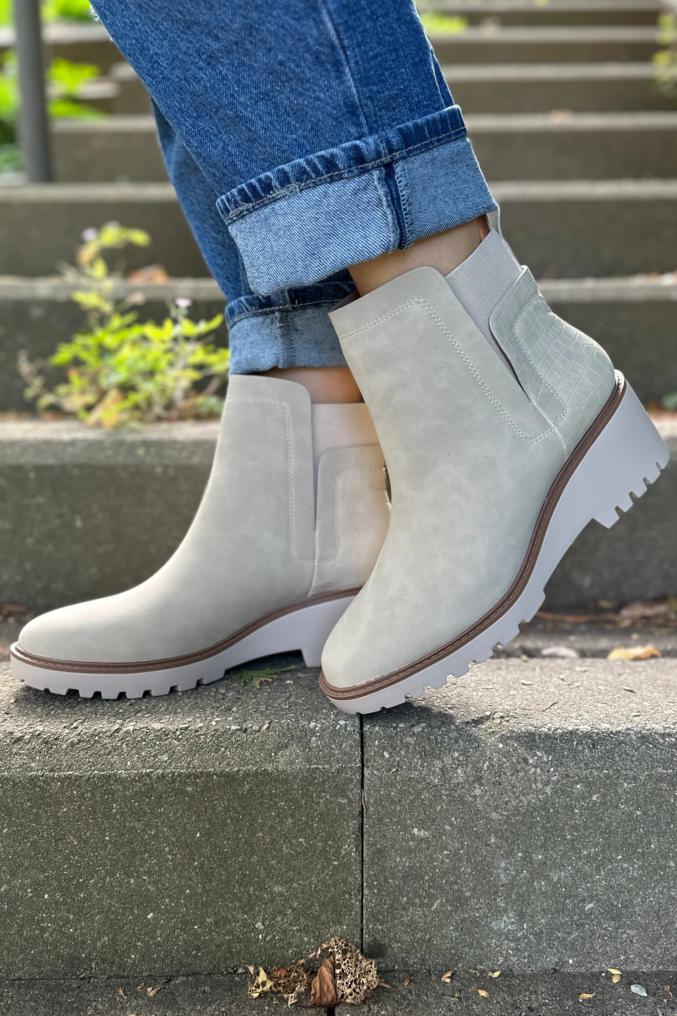 Wedge Heeled Chelsea Boot Stone