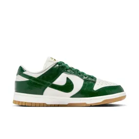 WMNS Nike Dunk Low LX, PHANTOM/GORGE GREEN-SAIL-METALLIC GOLD