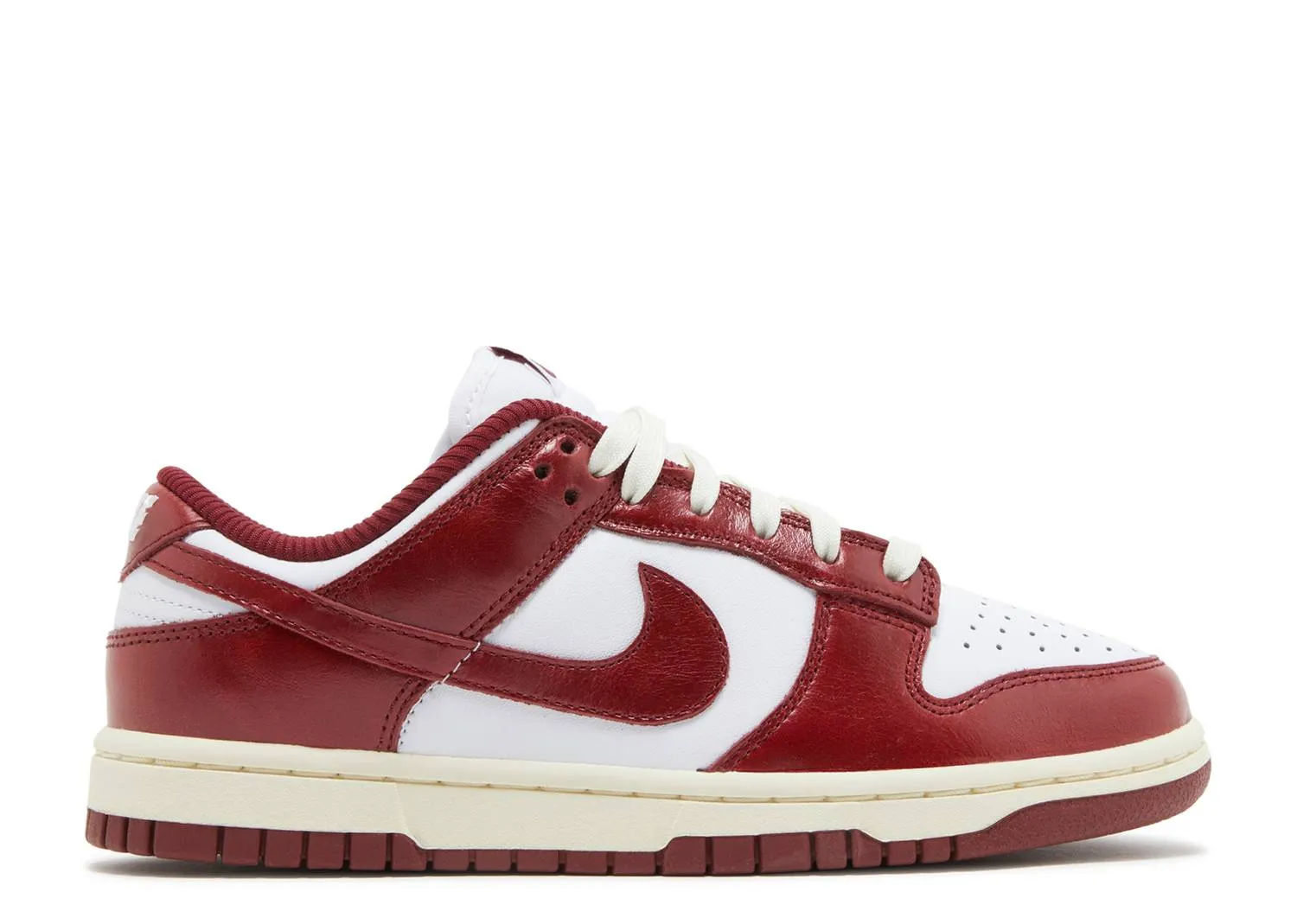 Wmns Nike Dunk Low Premium Vintage Red (Myrtle Beach Location)